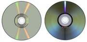 Die zwei grundstzlichen DVD-Gruppen lassen sich leicht anhand der Farbe ihrer Rckseite unterscheiden.